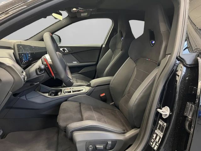BMW 235