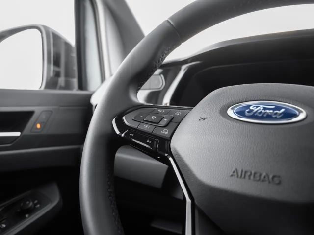 Ford Grand Tourneo