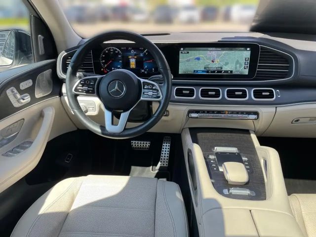 Mercedes-Benz GLS 400