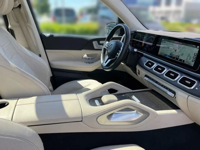 Mercedes-Benz GLS 400