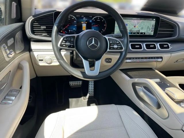 Mercedes-Benz GLS 400