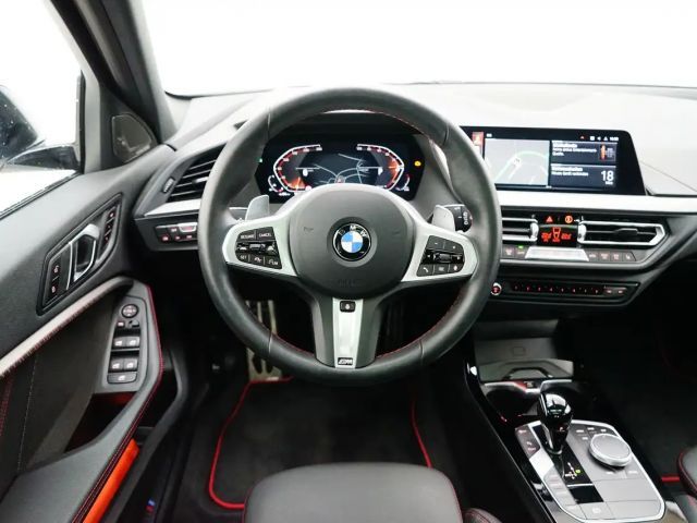 BMW 128