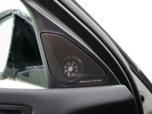 BMW 128