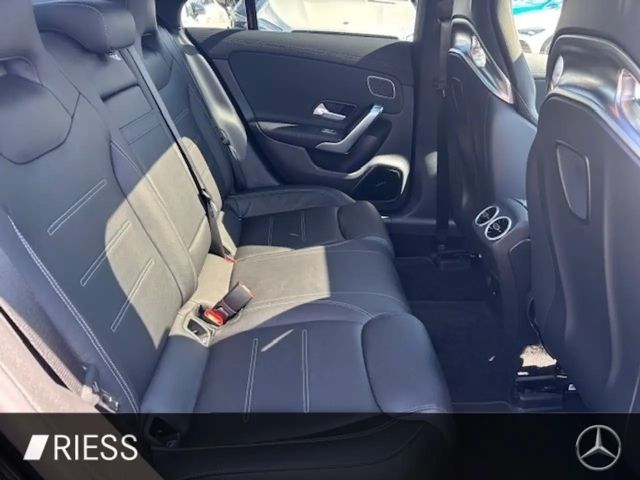 Mercedes-Benz CLA 45 AMG