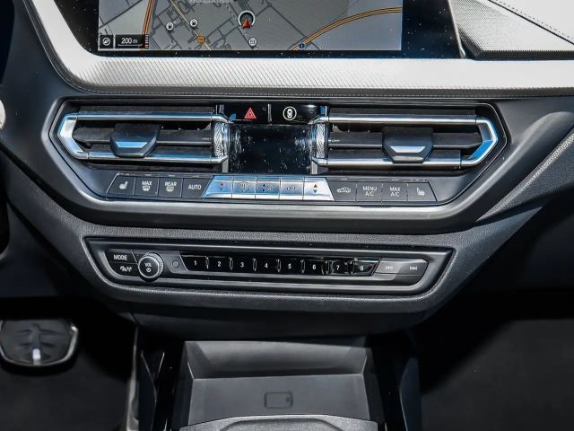BMW 128