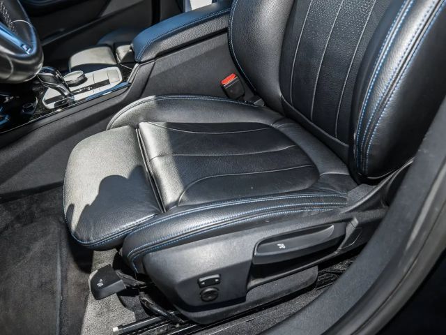 BMW 128