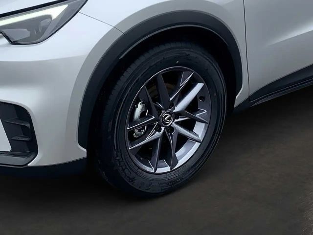 Lexus LBX