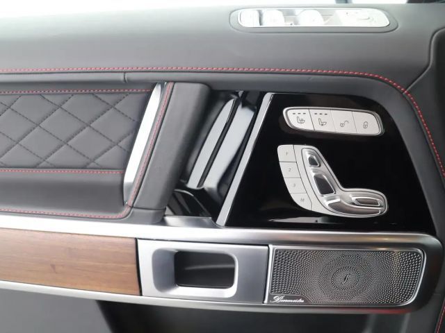 Mercedes-Benz G 500