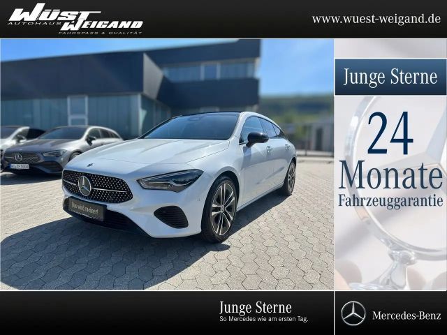 Mercedes-Benz CLA 180 2024 Benzine