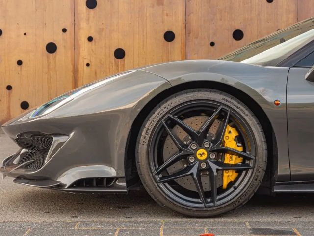 Ferrari 488