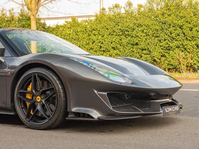Ferrari 488