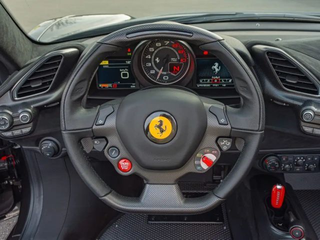 Ferrari 488