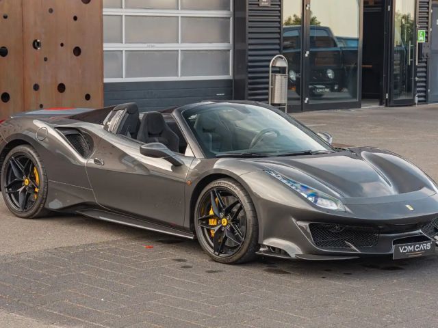 Ferrari 488