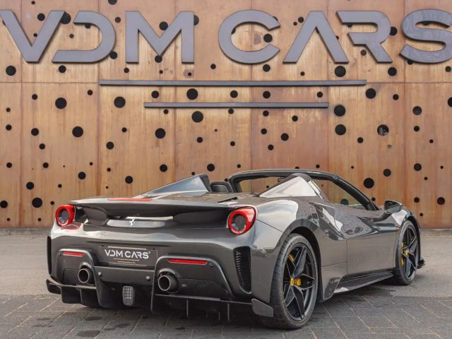 Ferrari 488