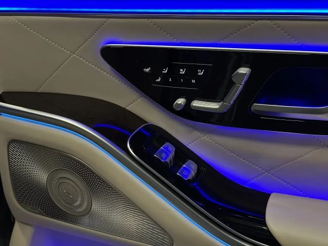 Mercedes-Benz S 500