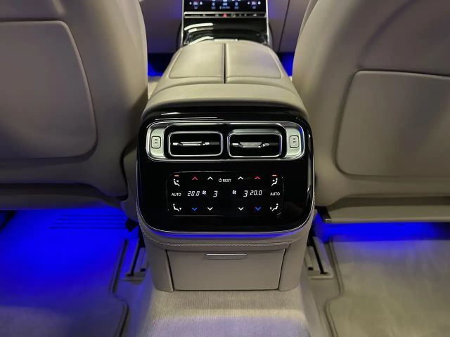 Mercedes-Benz S 500