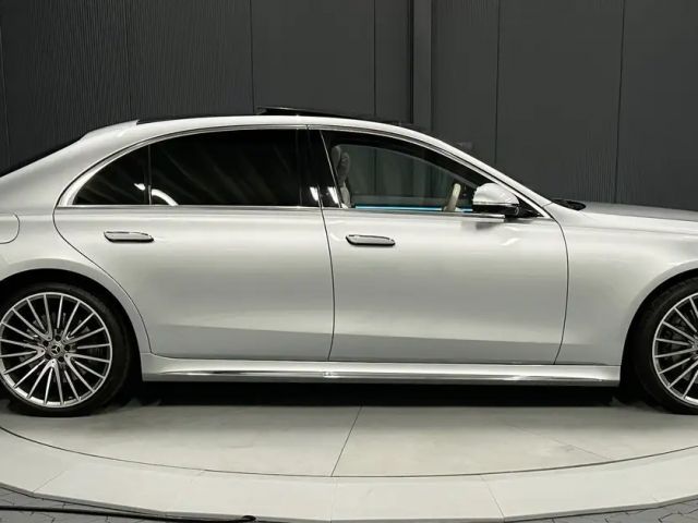 Mercedes-Benz S 500