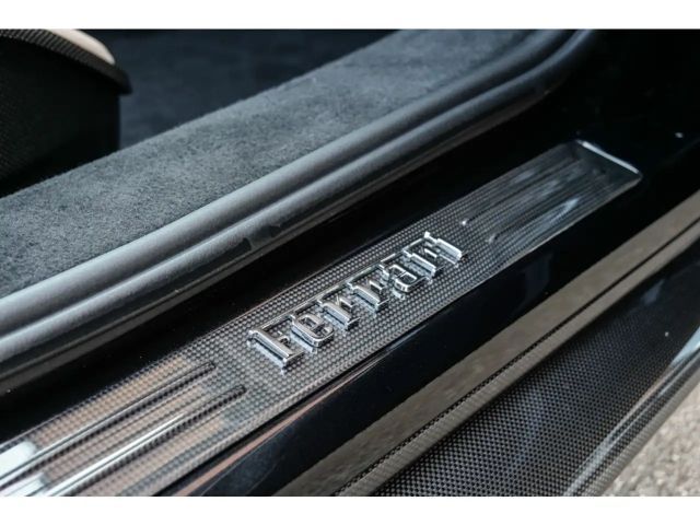 Ferrari 296