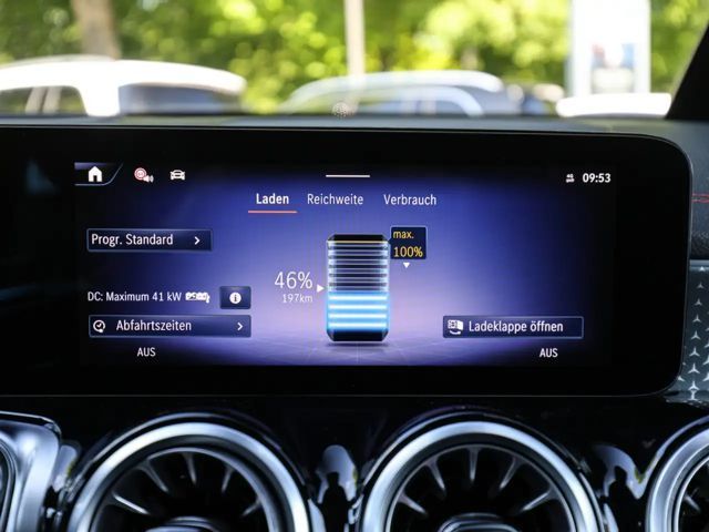 Mercedes-Benz EQB 300
