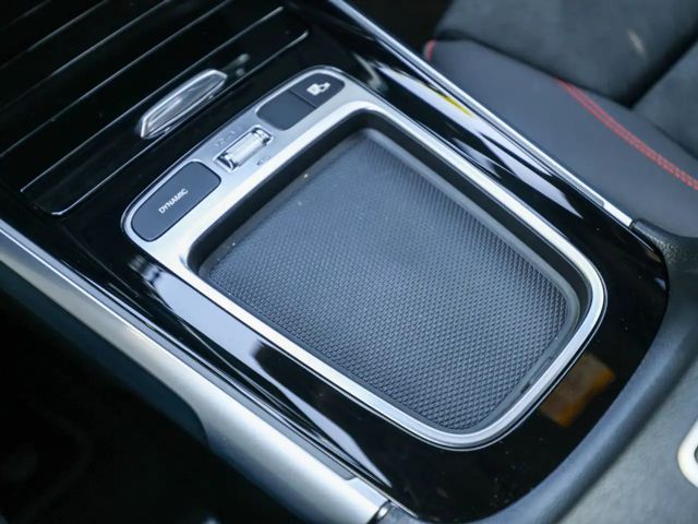 Mercedes-Benz EQB 300