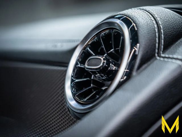 Mercedes-Benz GLA 35 AMG