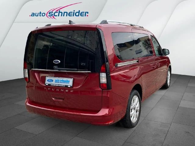 Ford Grand Tourneo