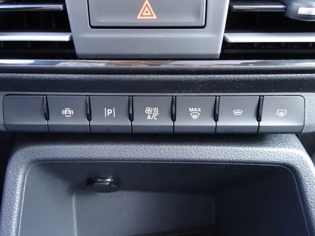 Ford Grand Tourneo