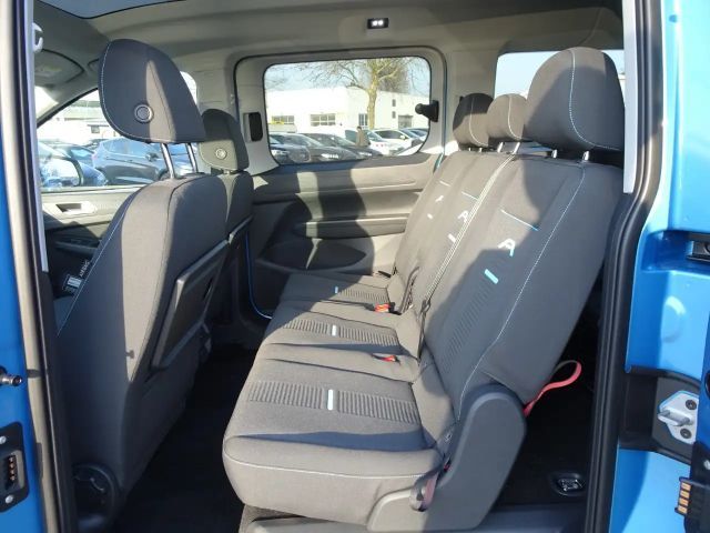 Ford Grand Tourneo