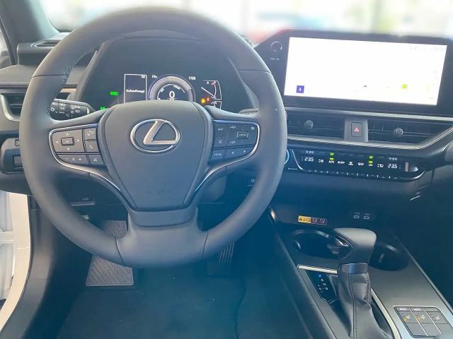 Lexus UX 250h
