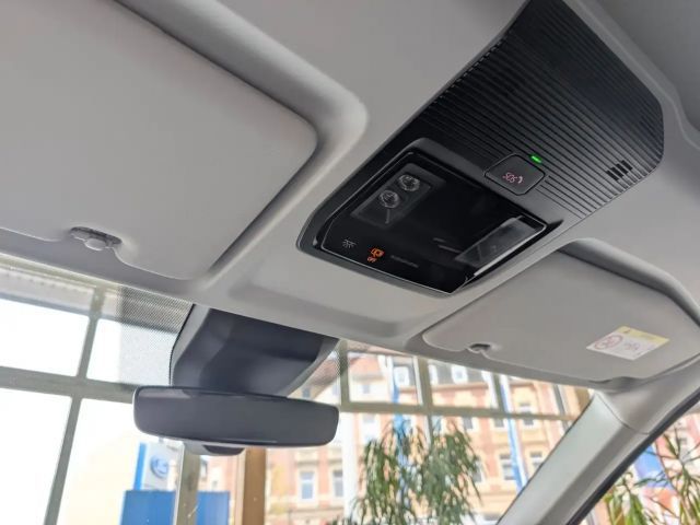 Ford Grand Tourneo