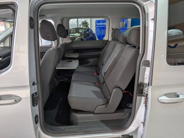 Ford Grand Tourneo