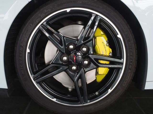 Corvette C8