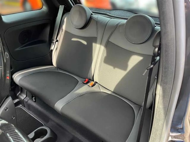 Abarth 695