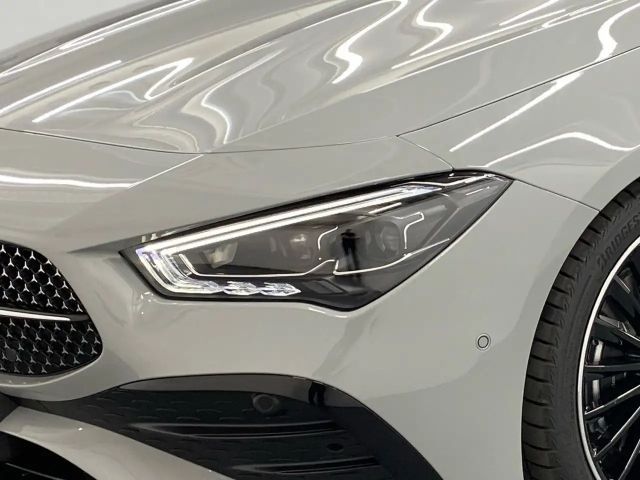 Mercedes-Benz CLA 220