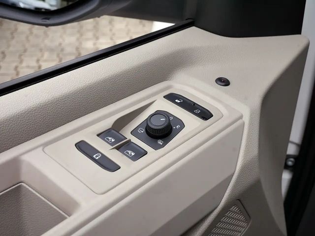 Volkswagen T7 California