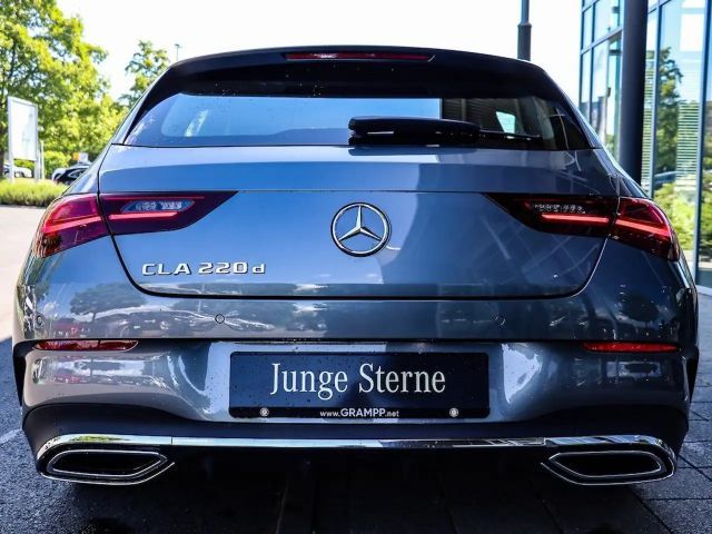 Mercedes-Benz CLA 220