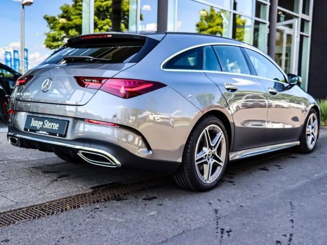 Mercedes-Benz CLA 220