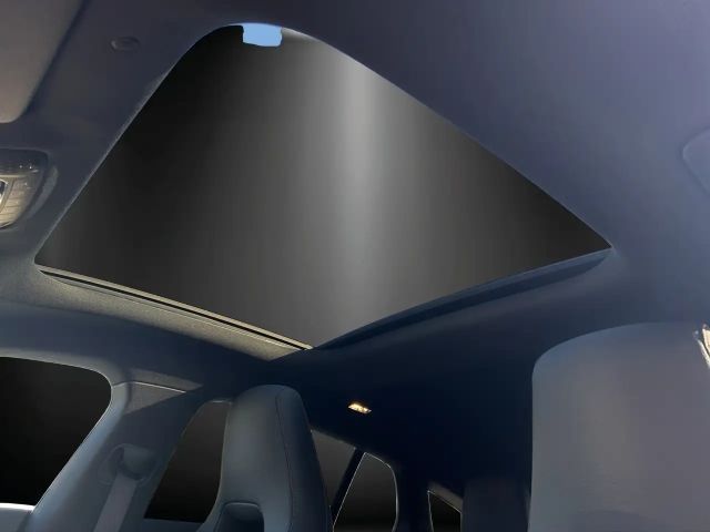 Mercedes-Benz CLA 220