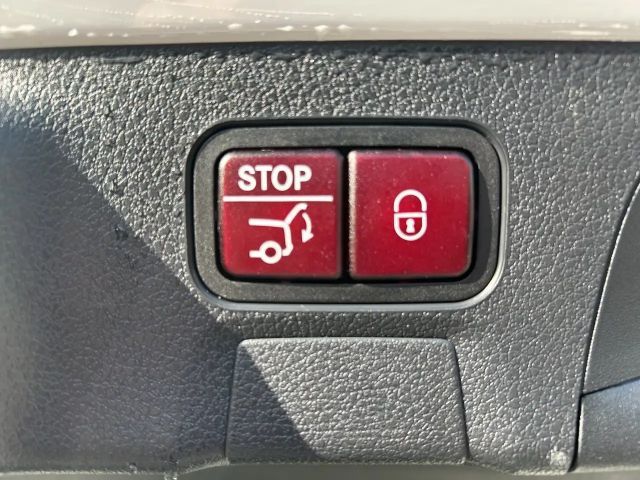 Mercedes-Benz CLA 220