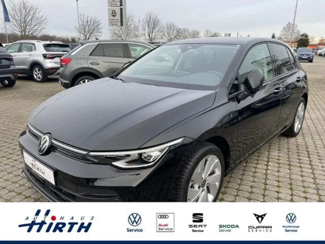 Volkswagen Golf VIII PA Life 1.5 TSI DA13BX KLIMA LED ALU 2024 Benzine