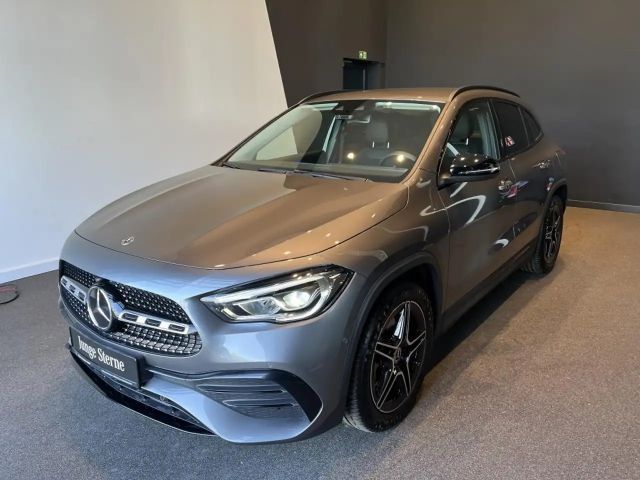 Mercedes-Benz GLA 250 2023 Benzine