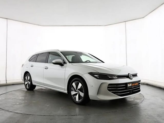 Volkswagen Passat 2024 Benzine