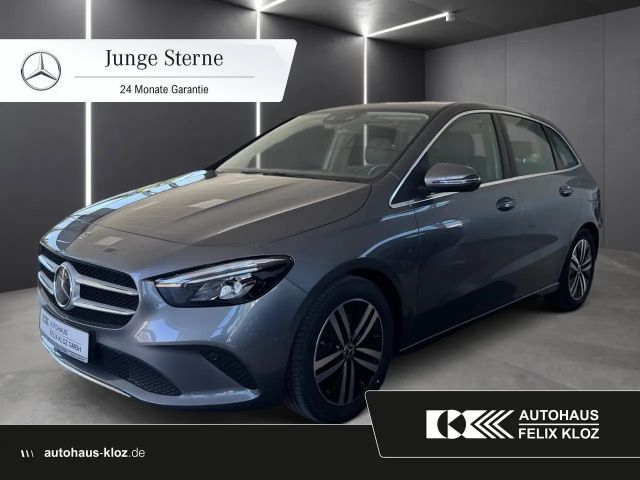 Mercedes-Benz B 200 2022 Benzine