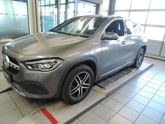 Mercedes-Benz GLA 180 2023 Diesel