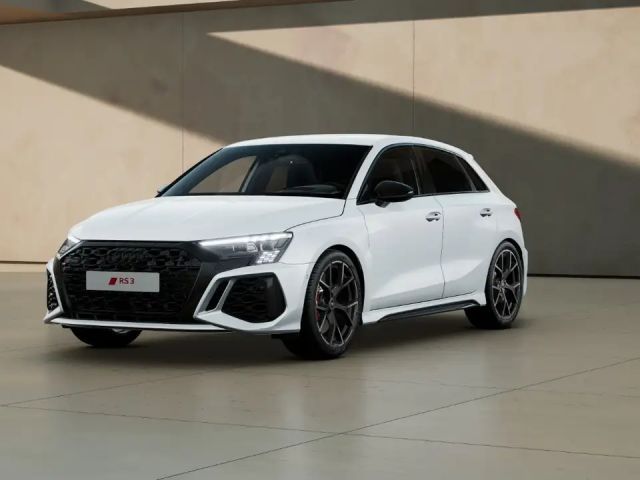 Audi RS3 2024 Benzine