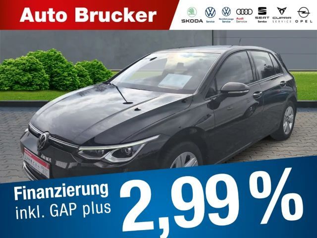 Volkswagen Golf 2022 Benzine