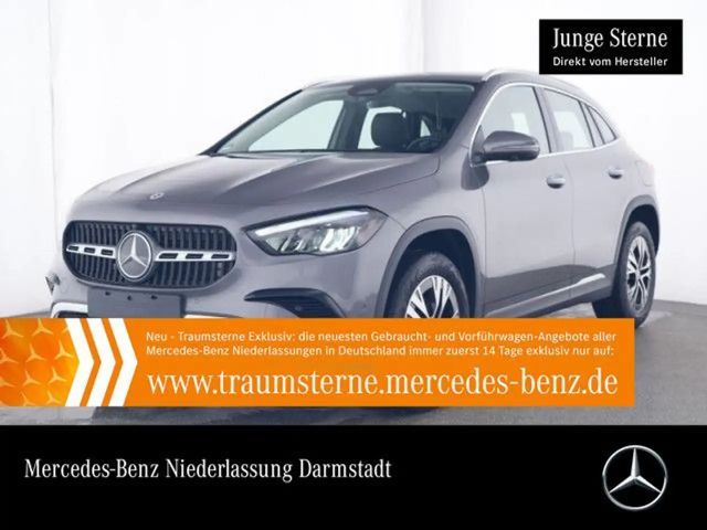 Mercedes-Benz GLA 180 2024 Benzine
