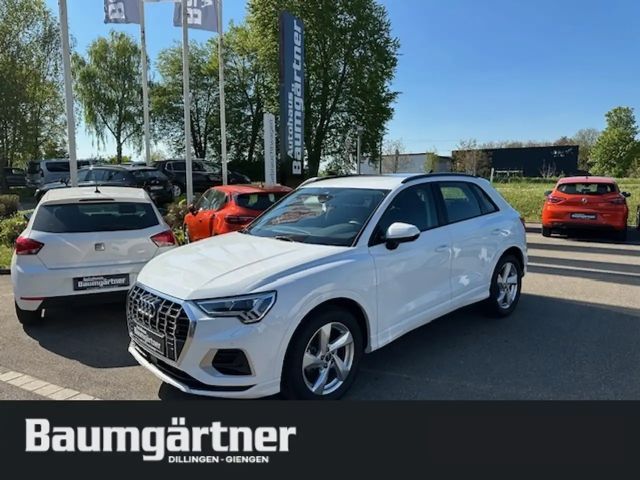 Audi Q3 2024 Benzine