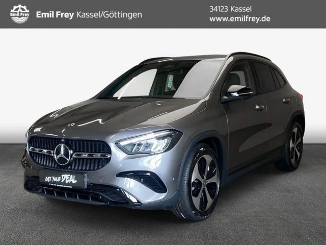 Mercedes-Benz GLA 180 2025 Benzine