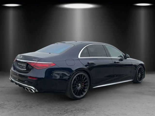 Mercedes-Benz S 63 AMG
